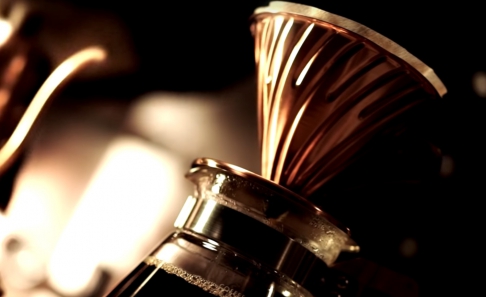 Metalowy dripper do kawy Hario V60-02 