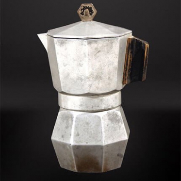 Pierwsza kawiarka Bialetti z roku 1933 