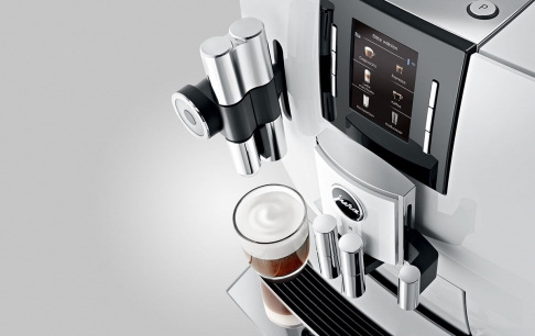 kawa mleczna z perfekcyjną pianką